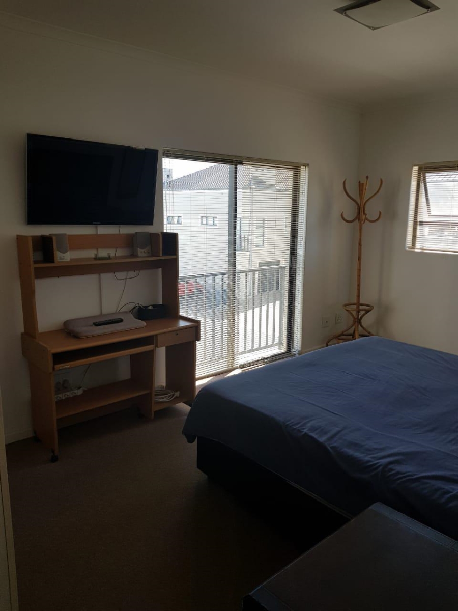 To Let 2 Bedroom Property for Rent in Burgundy Estate Western Cape